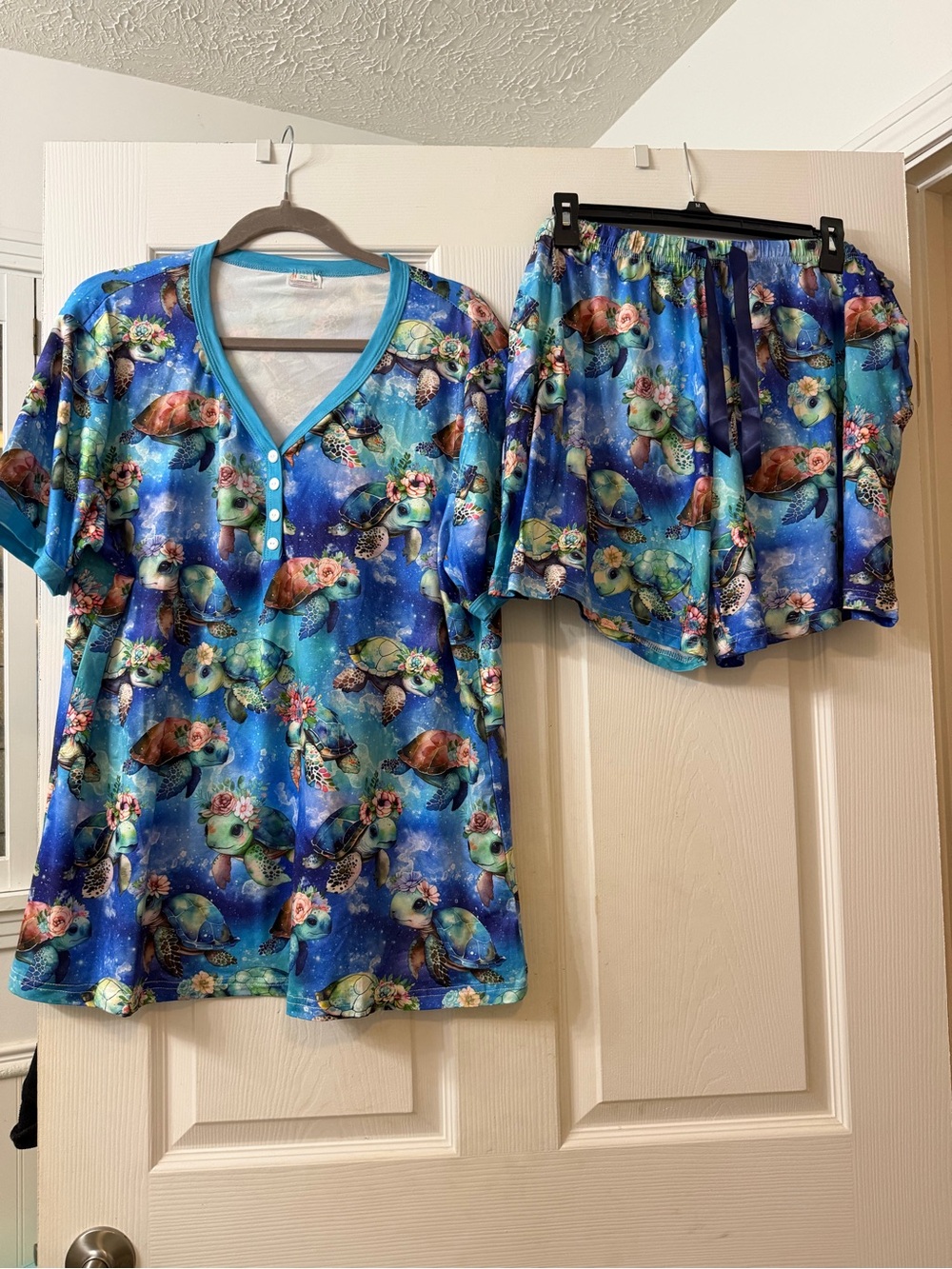 Women's Blue Sea Turtle Floral Short Pajama Set